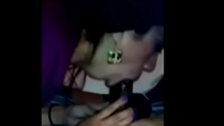 As FHEÀRR an DÀ chuid WORLDS! Italiano agus Àisia a slut a bhith a &#039; bhlàr a-muigh threesome sexy le BBC